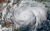 飓风哈维登陆德克萨斯湾海岸的卫星照片