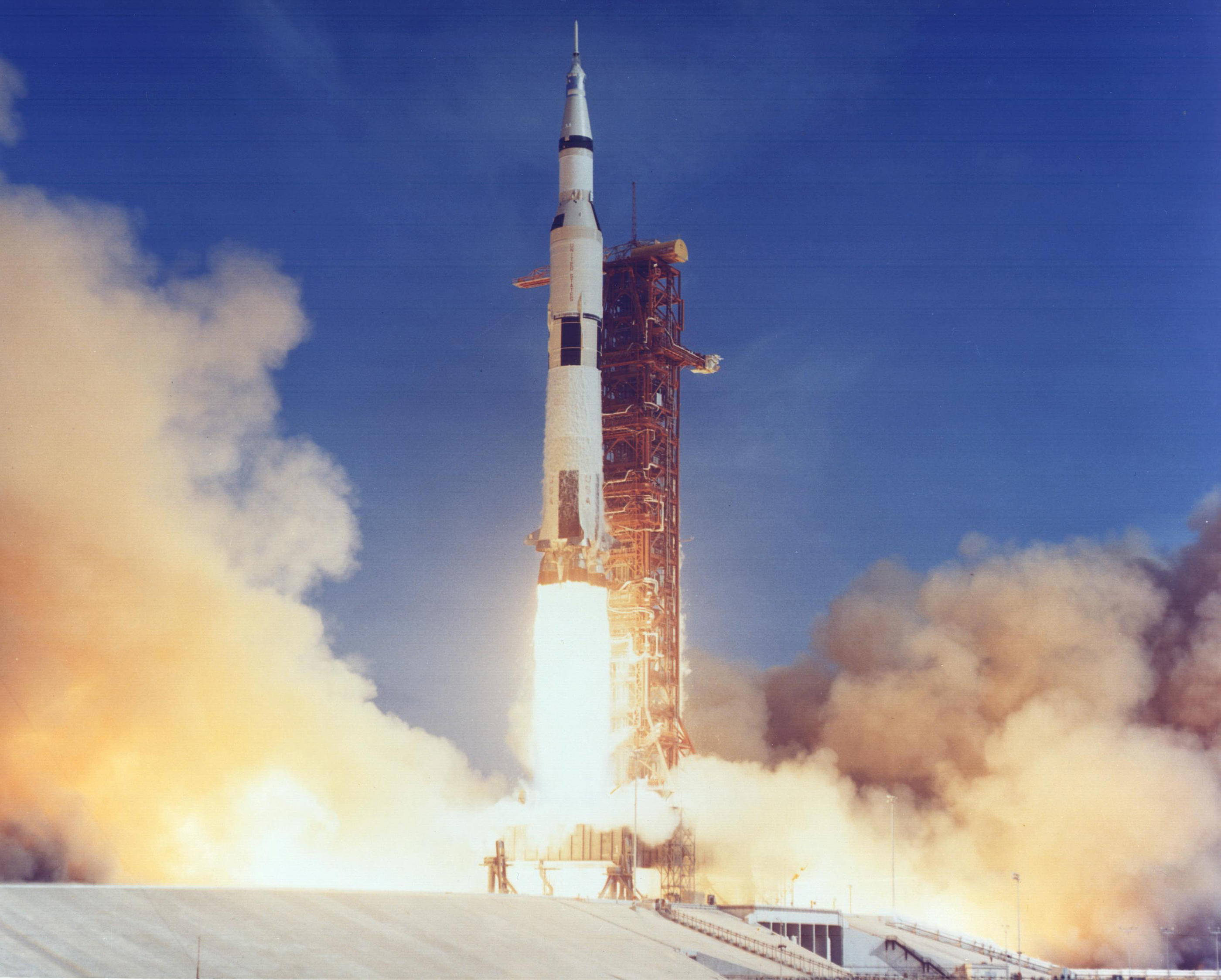 The Saturn V Rocket  Wernher von Braun and the Apollo 11 Mission