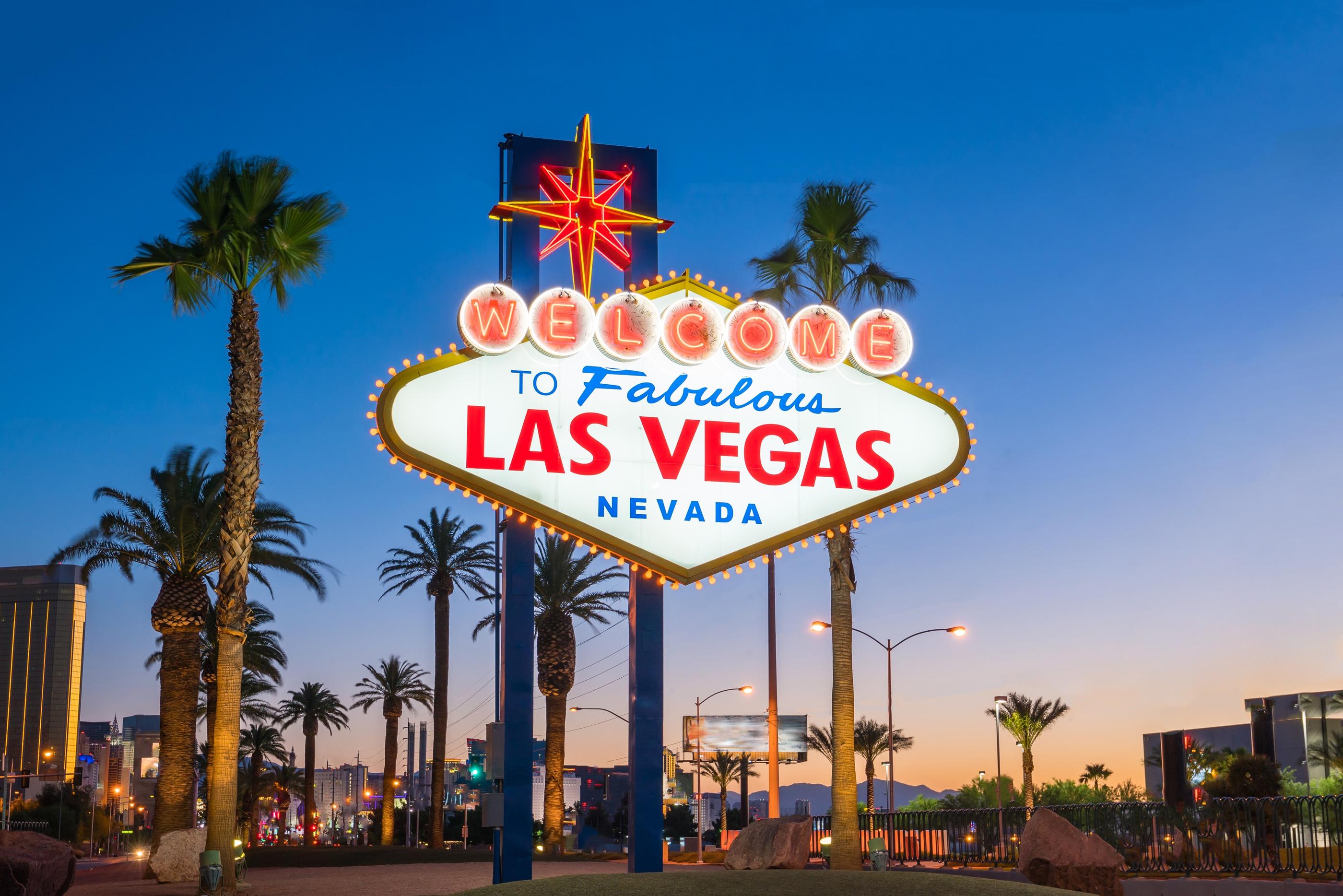 Welcome to Fabulous Las Vegas Sign - Amazing America